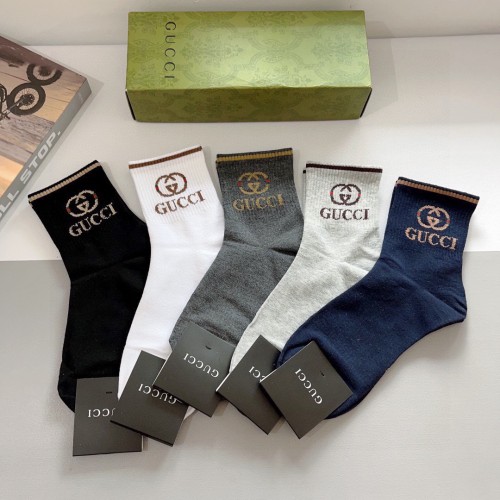 注目度抜群！2026 グッチ 新作 ソックス スーパーコピー 5足セット