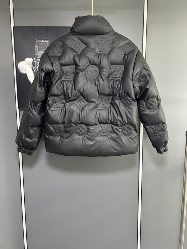 おすすめ 2026 ルイヴィトン 新作 ダウンジャケット 偽物