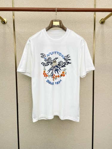 超希少！2026 ルイヴィトン 新作 半袖Tシャツ コピー 2色