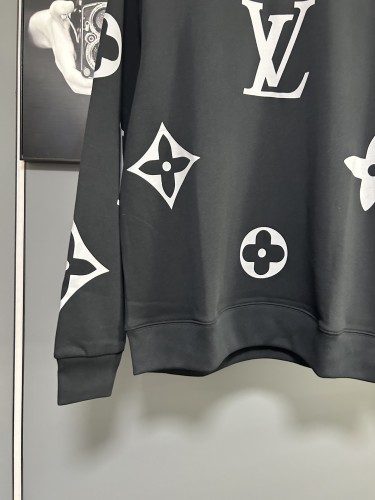 人気急上昇 2026 ルイヴィトン 新作 パーカー コピー