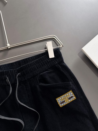 絶対欲しい！ 2026 グッチ 新作 カジュアルパンツ 偽物