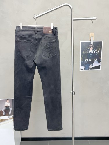 完売前に！2026 ディオール 新作 ジーンズ コピー