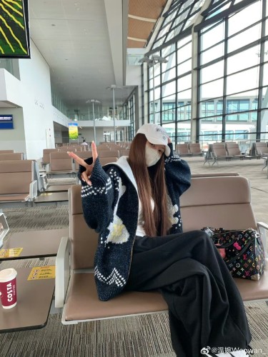 注目アイテム♡  2026 ルイヴィトン 新作 ジャケット 偽物