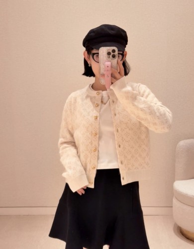 ☆超人気☆ 2026 ルイヴィトン 新作 ニット 偽物