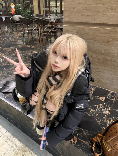 絶対欲しい！2026 バーバリー 新作 ダウンジャケット 偽物