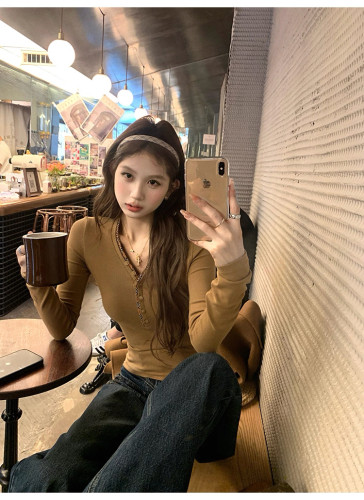 使い勝手良 2026 バーバリー 新作 長袖Tシャツ 偽物 2色