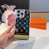 即発送！2026 ルイヴィトン 新作 iPhone ケース 全機種 販売 スーパーコピー