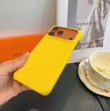 目を惹くカラー 2026 ルイヴィトン 新作 iPhone ケース 全機種 販売 スーパーコピー