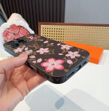 超限定♪ 2026 ルイヴィトン 新作 iPhone ケース 全機種 販売 スーパーコピー