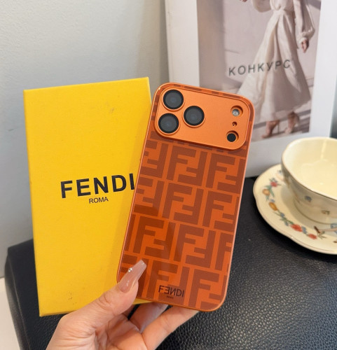 使い勝手良 2026 フェンディ 新作 iPhone ケース 全機種 販売 コピー