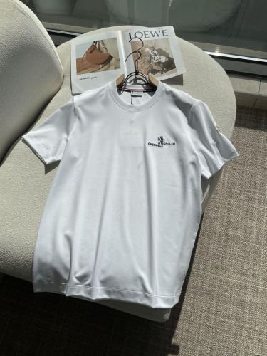 注目度抜群！2026 モンクレール 新作 半袖Tシャツ 偽物 2色