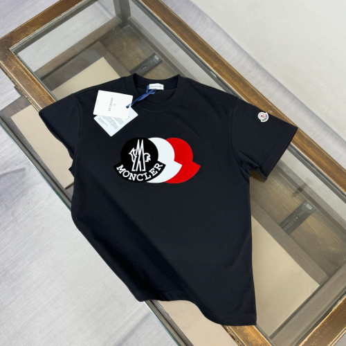 世界中で大人気♪ 2026 モンクレール 新作 半袖Tシャツ コピー