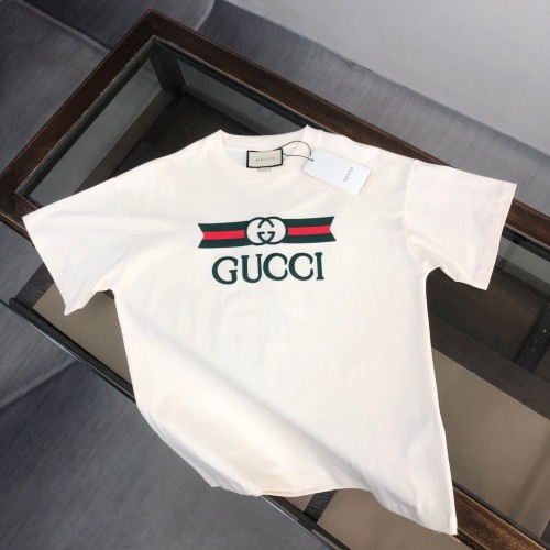 《人気★》2026 グッチ 新作 半袖Tシャツ 偽物
