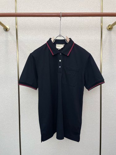 人気急上昇新作 2026 グッチ 新作 半袖Tシャツ 偽物 2色