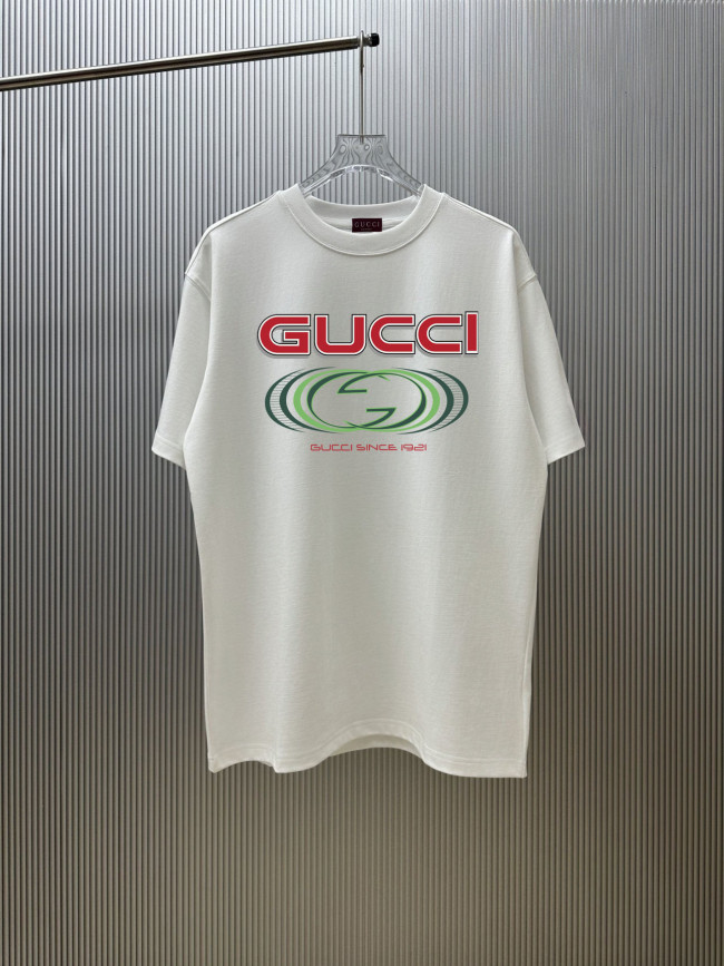 注目度抜群！2026 グッチ 新作 半袖Tシャツ コピー