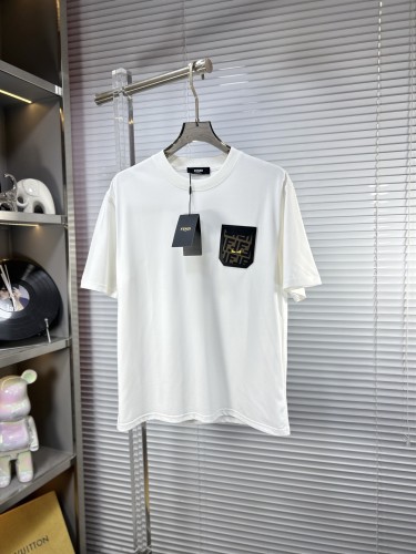 超希少！ 2026 フェンディ 新作 半袖Tシャツ スーパーコピー