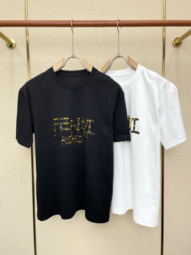 超希少！ 2026 フェンディ 新作 半袖Tシャツ 偽物  2色
