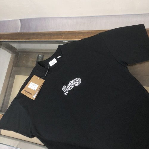 絶対欲しい！2026 バーバリー 新作 半袖Tシャツ コピー