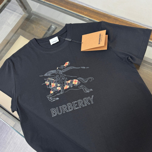 【即発】★ 2026 バーバリー 新作 半袖Tシャツ 偽物