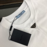争奪戦 2026 プラダ 新作 半袖Tシャツ スーパーコピー 2色