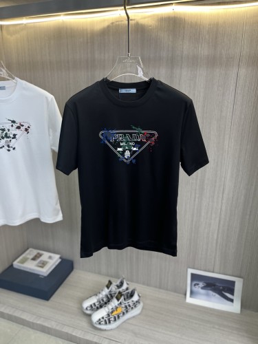 ☆超人気☆ 2026 プラダ 新作 半袖Tシャツ コピー 2色