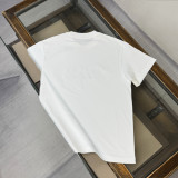 目を惹くカラー 2026 プラダ 新作 半袖Tシャツ コピー