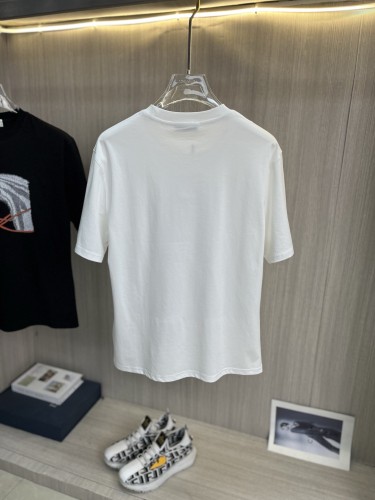 入手困難品！2026 エルメス 新作 半袖Tシャツ コピー 2色