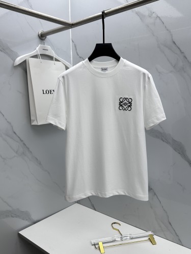 入手困難品！ 2026 ロエベ 新作 半袖Tシャツ 偽物