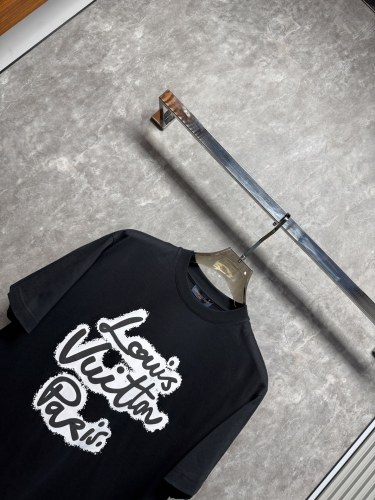 完売必至 ★ 2026 ルイヴィトン 新作 半袖Tシャツ スーパーコピー