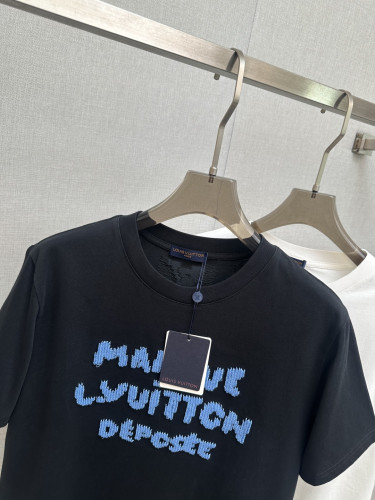 使い勝手良 2026 ルイヴィトン 新作 半袖Tシャツ コピー