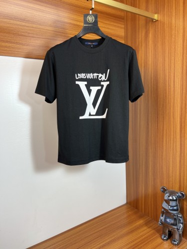 人気No1 2026 ルイヴィトン 新作 半袖Tシャツ スーパーコピー
