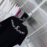 希少♪限定 2026 ルイヴィトン 新作 半袖Tシャツ 偽物