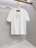 注目アイテム♡ 2026 ルイヴィトン 新作 半袖Tシャツ 偽物 2色