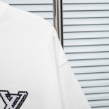 新色登場☆ 2026 ルイヴィトン 新作 半袖Tシャツ コピー