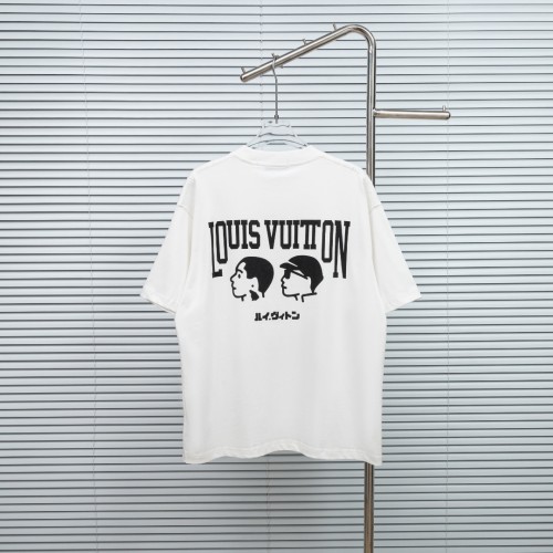 目を惹くカラー 2026 ルイヴィトン 新作 半袖Tシャツ コピー