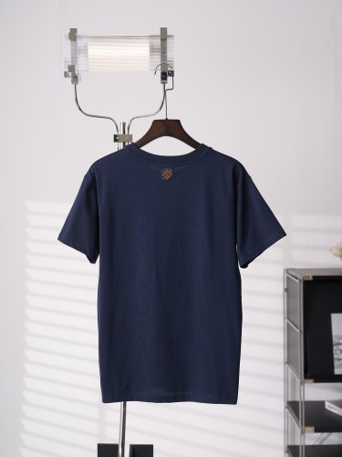 すぐ届く 2026 ルイヴィトン 新作 半袖Tシャツ 偽物
