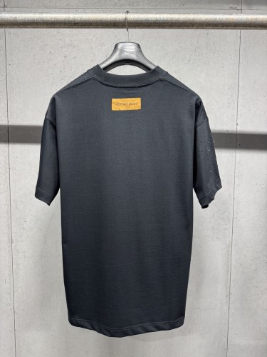 完売必至 2026 ルイヴィトン 新作 半袖Tシャツ スーパーコピー