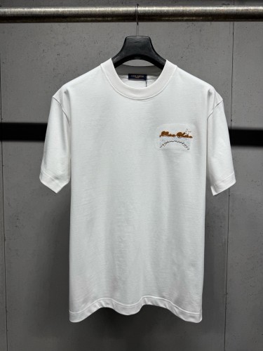 完売必至 ★ 2026 ルイヴィトン 新作 半袖Tシャツ 偽物