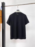完売必至 2026 グッチ 新作 半袖Tシャツ 偽物