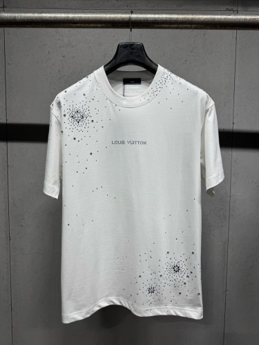 【大特価】2026 ルイヴィトン 新作 半袖Tシャツ 偽物