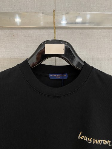 ☆超人気☆ 2026 ルイヴィトン 新作 半袖Tシャツ 偽物