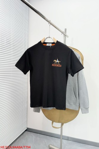 新色登場☆  2026 エルメス 新作 半袖Tシャツ コピー
