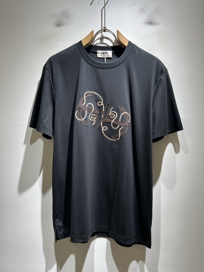 人気No1★ 2026 エルメス 新作 半袖Tシャツ 偽物