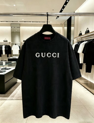 注目度抜群！2026 グッチ 新作 半袖Tシャツ コピー