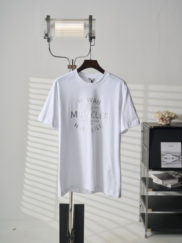 超希少！2026 モンクレール 新作 半袖Tシャツ 偽物