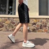 完売必至 2026 フェンディ 新作 ショートパンツ コピー