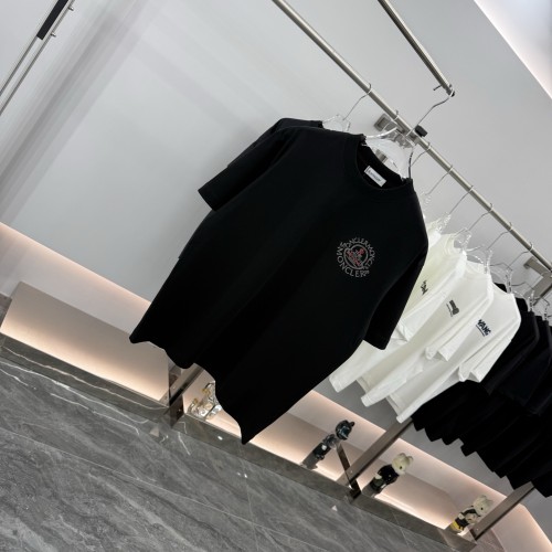 即発送！2026 モンクレール 新作 半袖Tシャツ 偽物