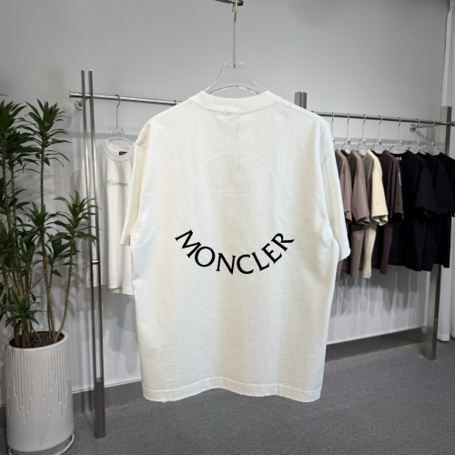 絶対欲しい！2026 モンクレール 新作 半袖Tシャツ 偽物