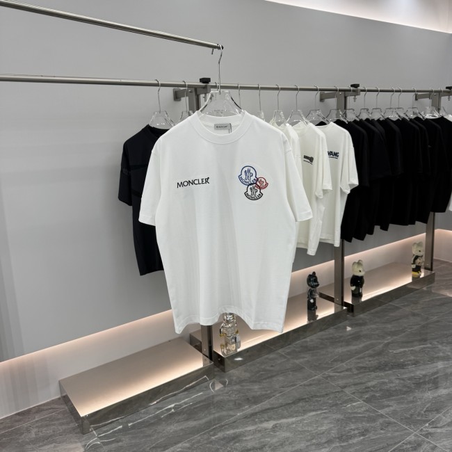 肌触り最高な 2026 モンクレール 新作 半袖Tシャツ コピー