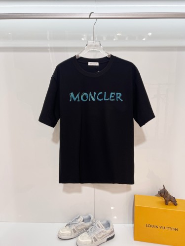 絶対欲しい！2026 モンクレール 新作 半袖Tシャツ コピー